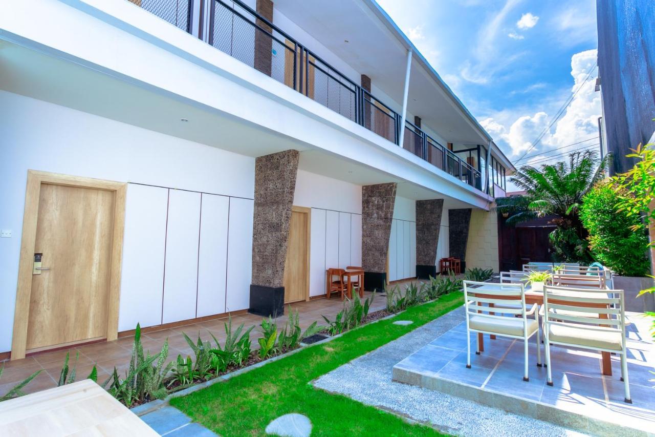 Lega Legi Town House Seminyak By The Lavana Exterior photo